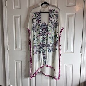 Francesca's Collections Boho Paisley & White Kimono